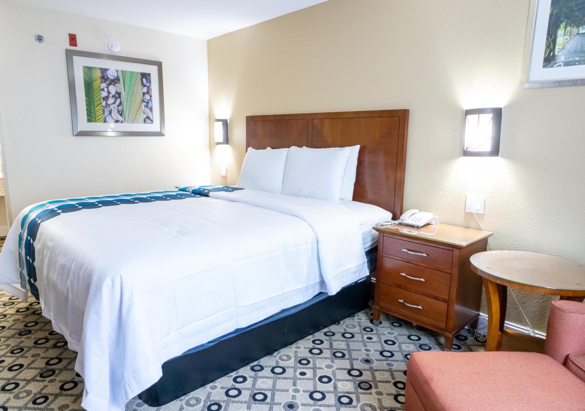 Days Inn By Wyndham College Park Atlanta Airport South Buitenkant foto