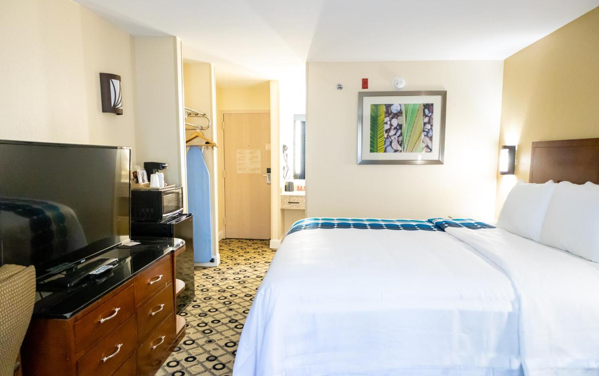 Days Inn By Wyndham College Park Atlanta Airport South Buitenkant foto