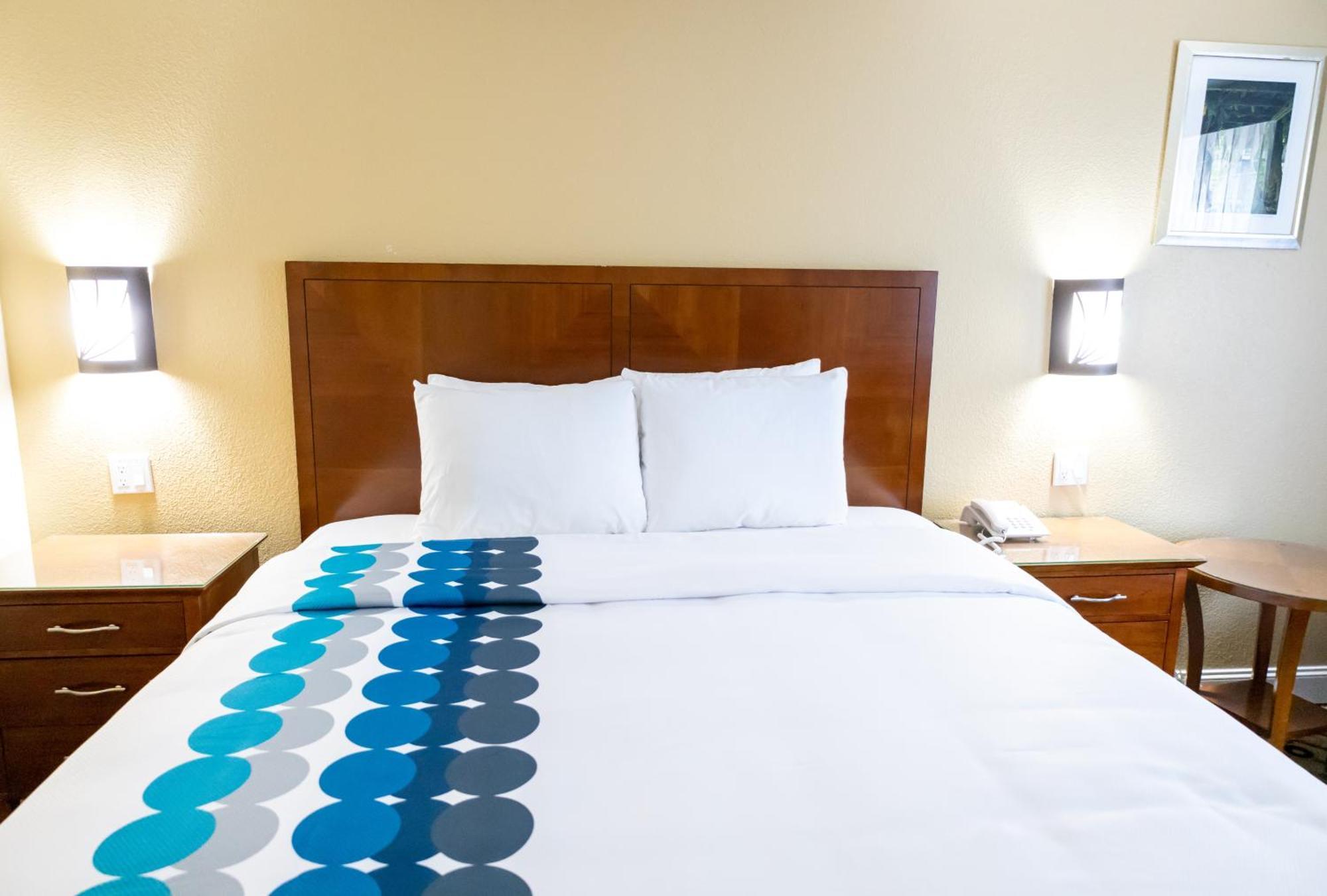 Days Inn By Wyndham College Park Atlanta Airport South Buitenkant foto